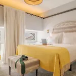 Alfama Hotel