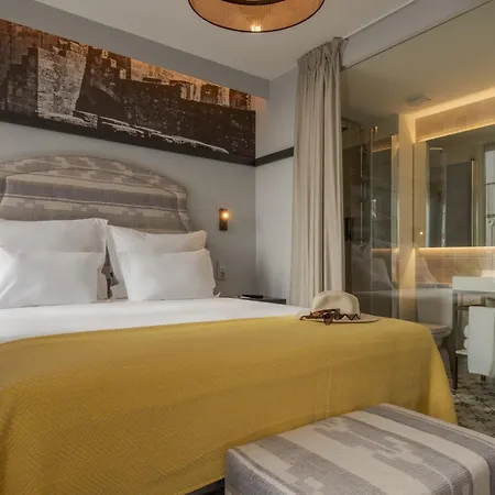 Отель Alfama 4*